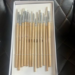 Amazon Basics Multi-shaped Nylon Paint Brushes for for Acrylic, Oil, Watercolor,